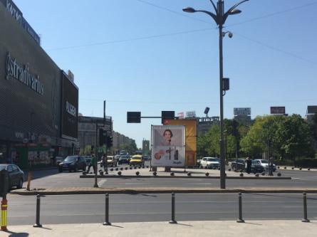 Piaţa Unirii (union square), my introduction to Bucharest, Romania