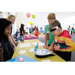 At the annual Kids Judge Neuroscience Fair, Connecticut College students teach local elementary students about how the brain works with hands-on activities. 