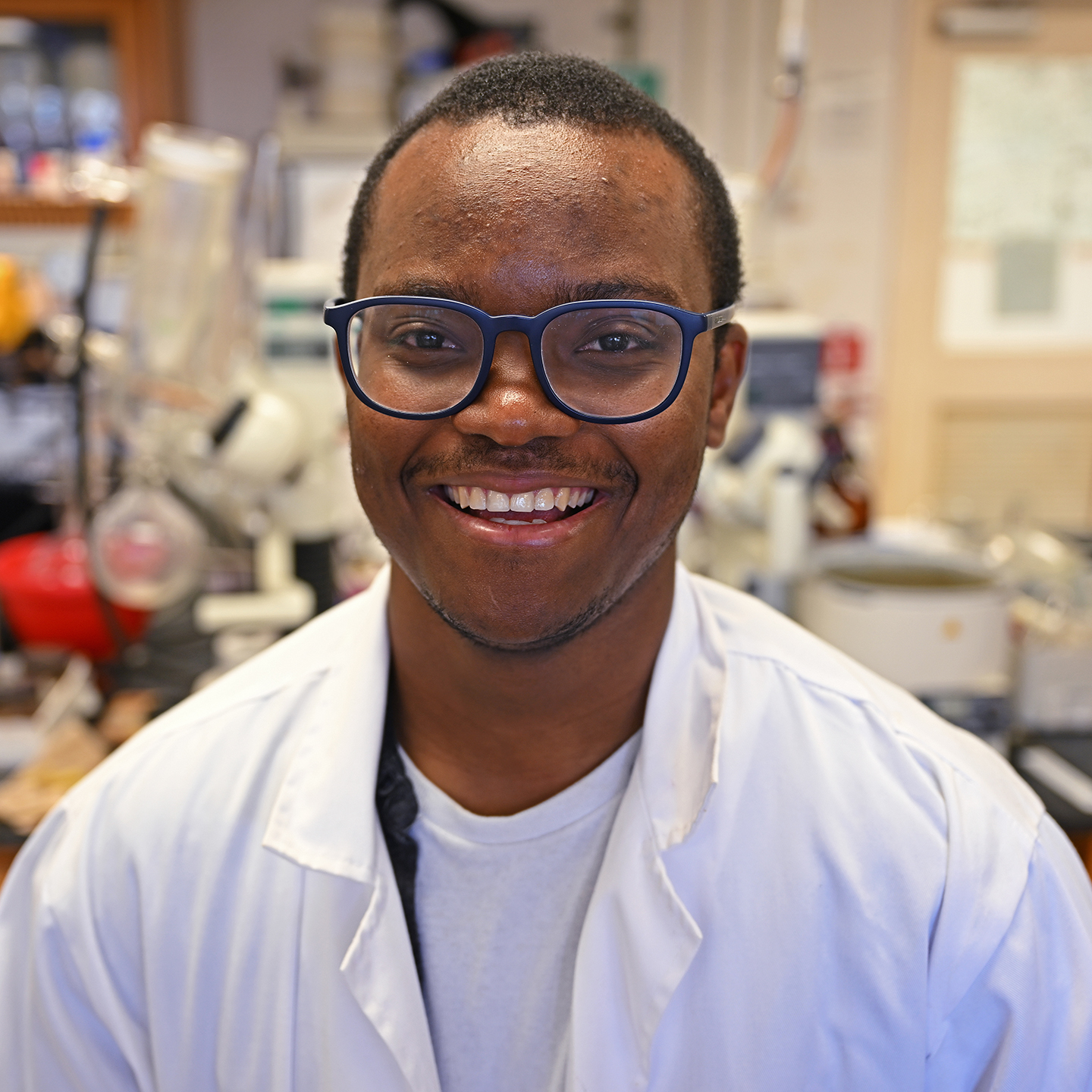 Admirabilis Kalolella ’23 wins Rising Black Scientists Award from Cell Press